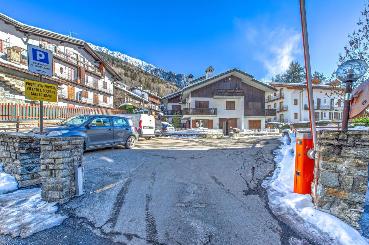 Casa Julie - Accogliente Rifugio Nella Quiete - Cour 0157 Daire Courmayeur Dış mekan fotoğraf